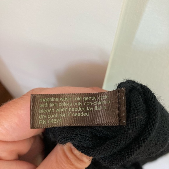 The Limited. Black cardigan. Size M - Picture 4 of 5